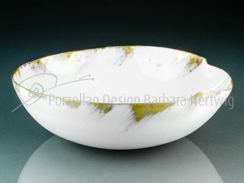 große Porzellanschale mit Goldrand